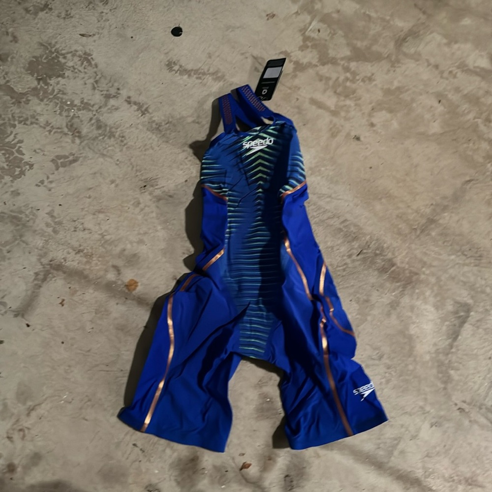 lzr pure intent female speedo tech suit